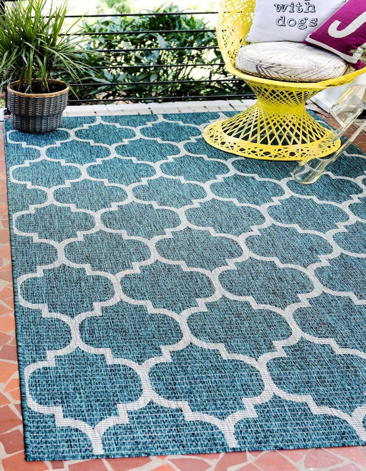 Unique Loom Outdoor Trellis Collection Area Rug (4′ 1″ x 6′ 1″ Rectangle, Teal/ Gray)
