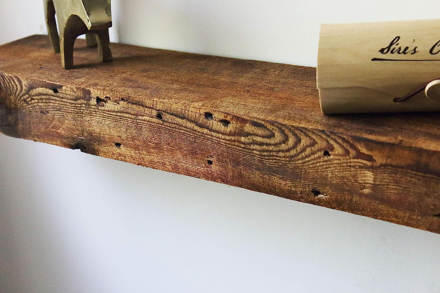 Modern Timber Craft Reclaimed Wood Floating Wall Shelf | Solid Rustic American Barnwood with Floating Shelf Brackets | 2.75″ Thickness | 24″ L x 10″ D, Rustic Original – Oiled