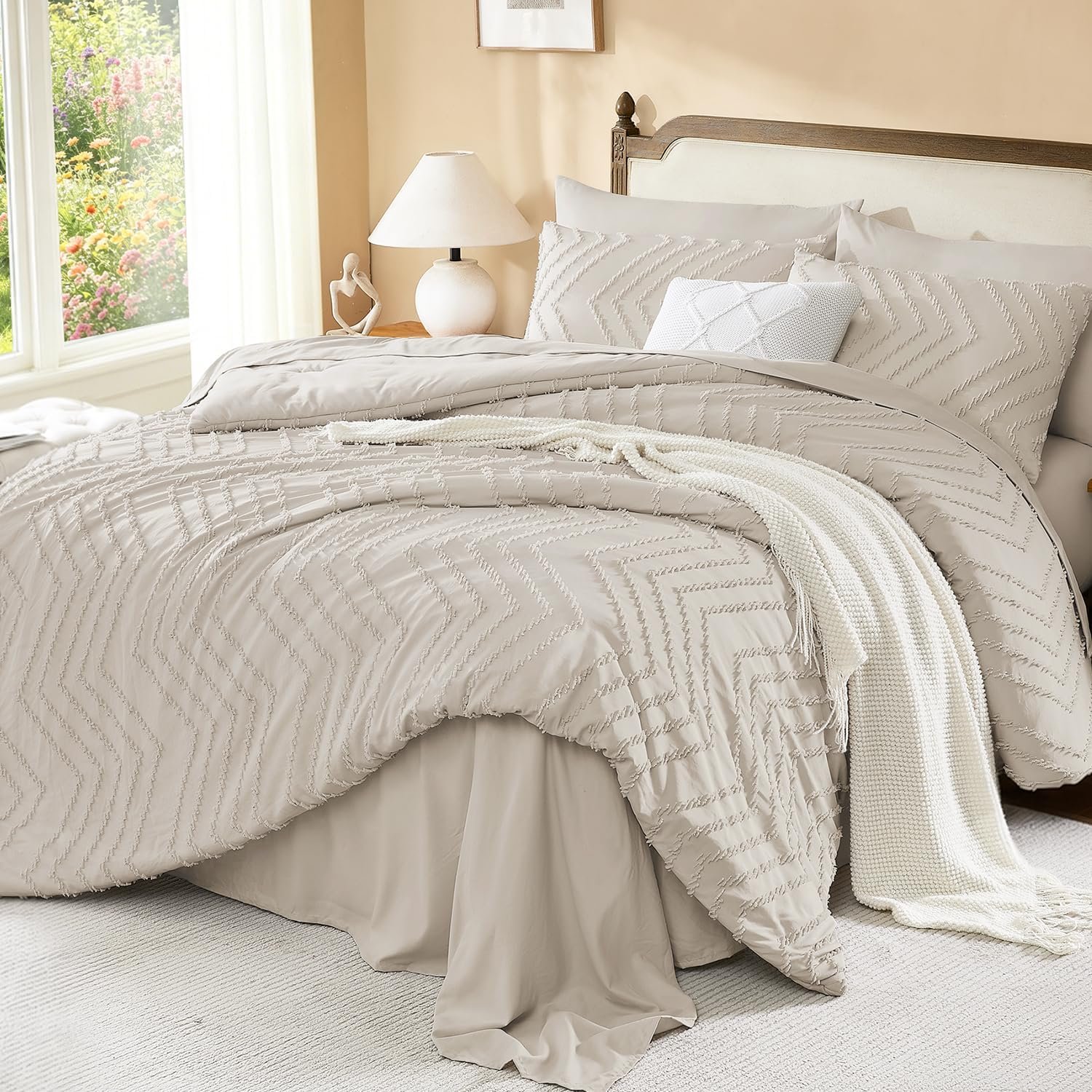 Litanika Queen Comforter Set with Sheets Beige – 7 Pieces Bed in a Bag Queen Chevron Tufted Complete Bedding Sets with Comforter, Sheets, Pillowcases & Shams