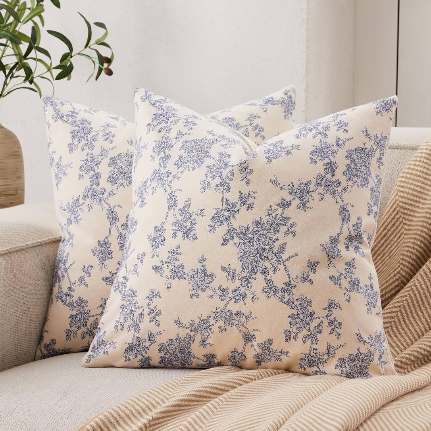 100% Cotton French Pastoral Throw Pillow Covers Set of 2, 18×18 Inch Blue Farmhouse Decorative Cushion Covers for Sofa Bed Living Room Home Decor