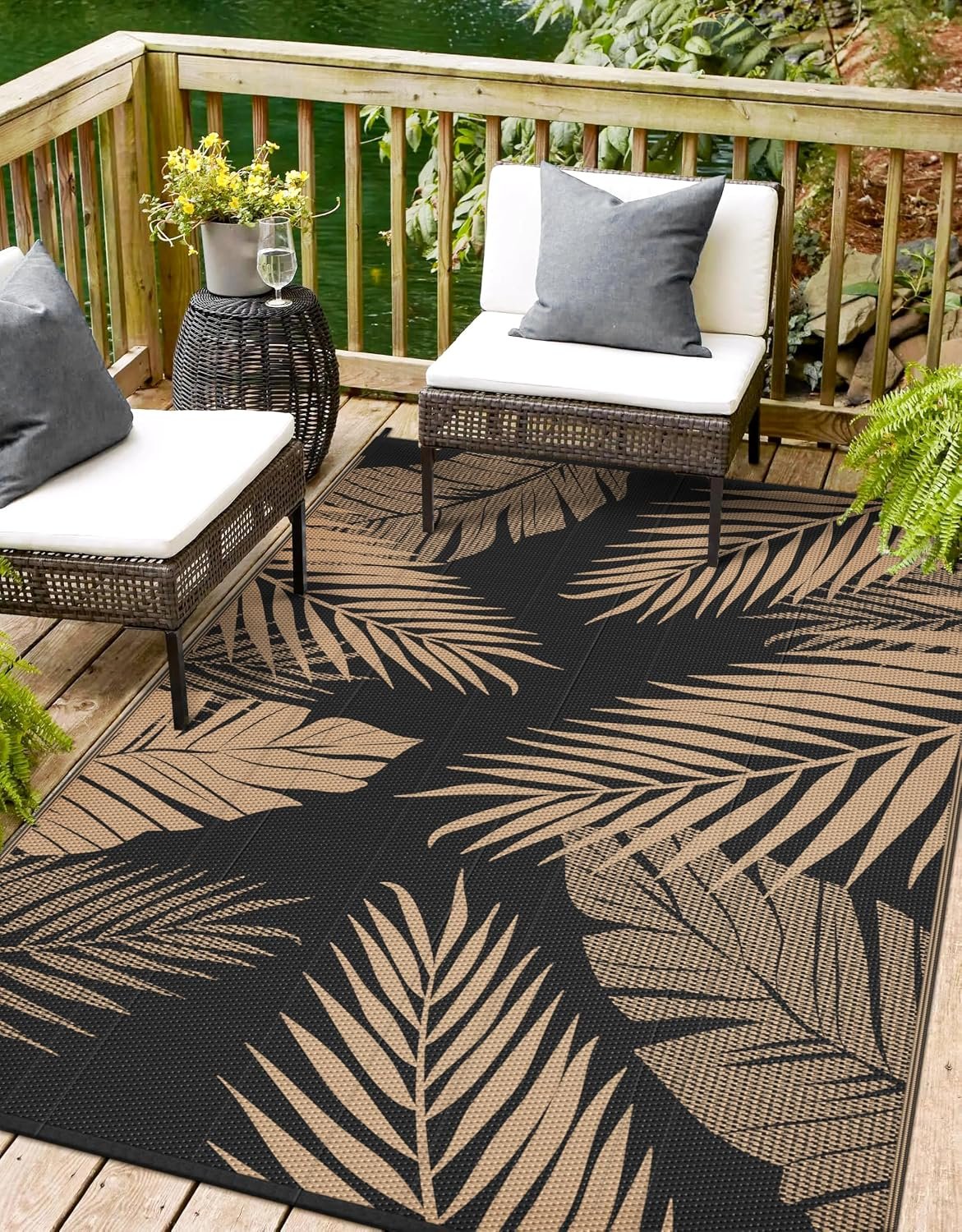 sarben Outdoor Rug 4′ x 6′ Waterproof for Patios Clearance, Reversible Plastic Straw Indoor Outdoor Rug for RV, Picnic, Backyard, Deck, Balcony, Porch, Beach, Black and Brown