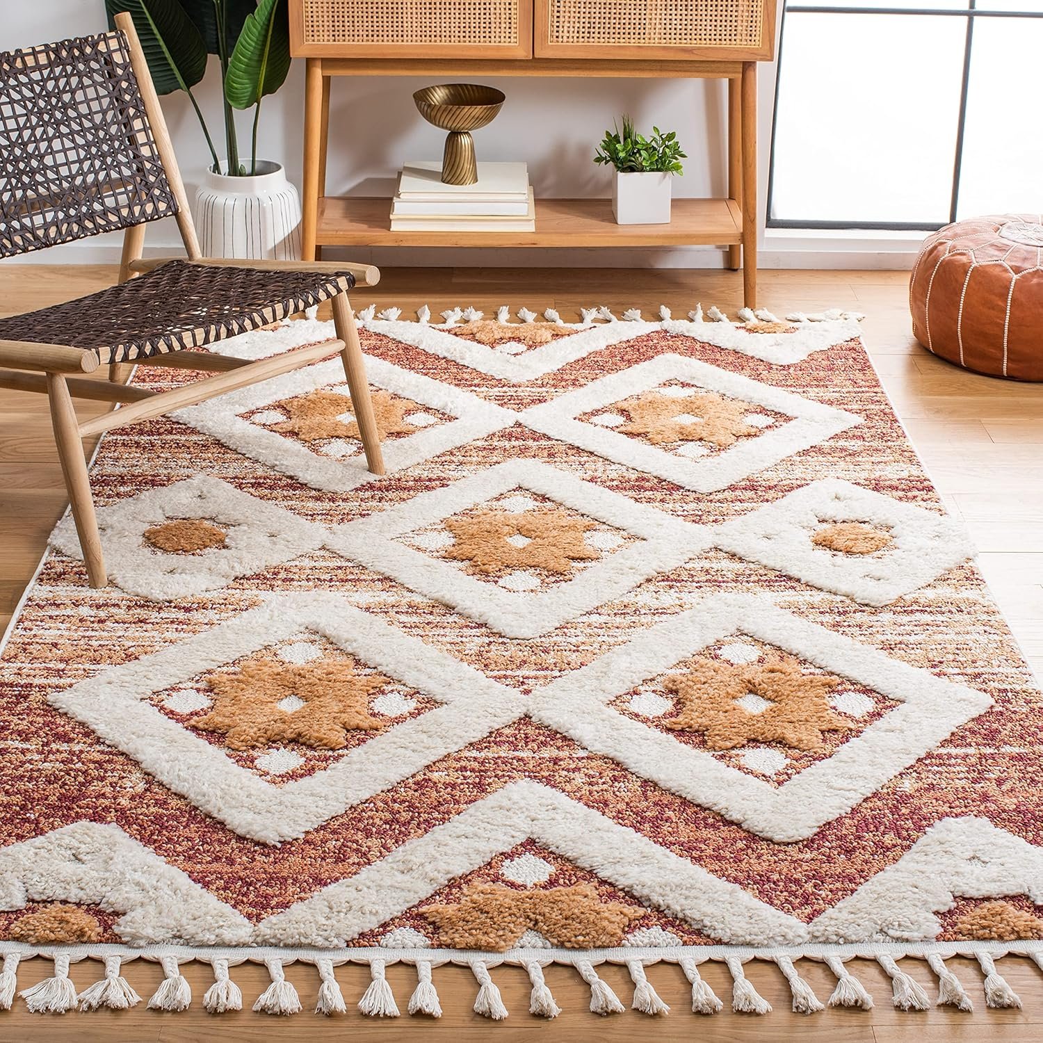 SAFAVIEH Moroccan Tassel Shag Collection Area Rug – 6’7″ x 9’2″, Rust & Ivory, Boho Design, Non-Shedding & Easy Care, 2-inch Thick Ideal for High Traffic Areas in Living Room, Bedroom (MTS664P)