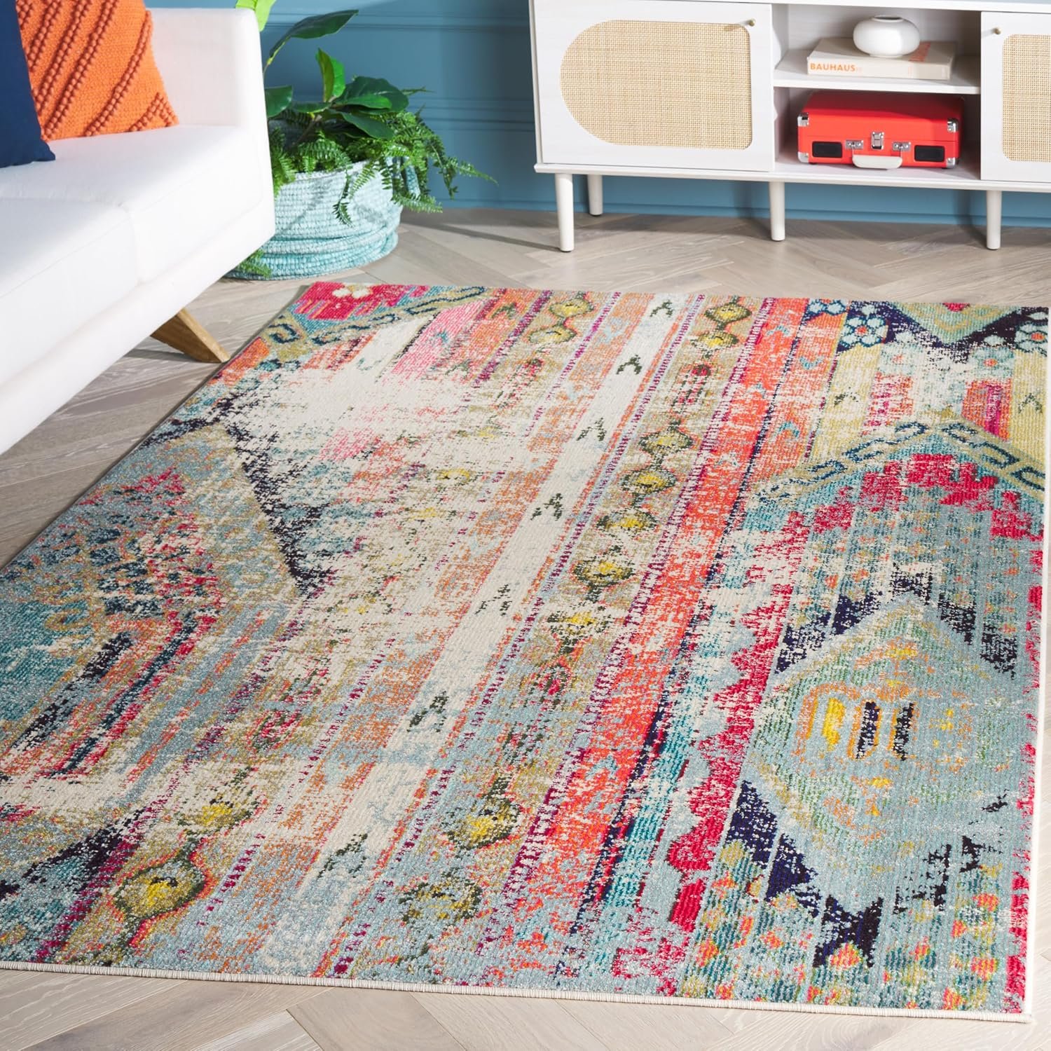 SAFAVIEH Monaco Collection Area Rug – 5’1″ x 7’7″, Multi, Boho Chic Tribal Distressed Design, Non-Shedding & Easy Care, Ideal for High Traffic Areas in Living Room, Bedroom (MNC222F)